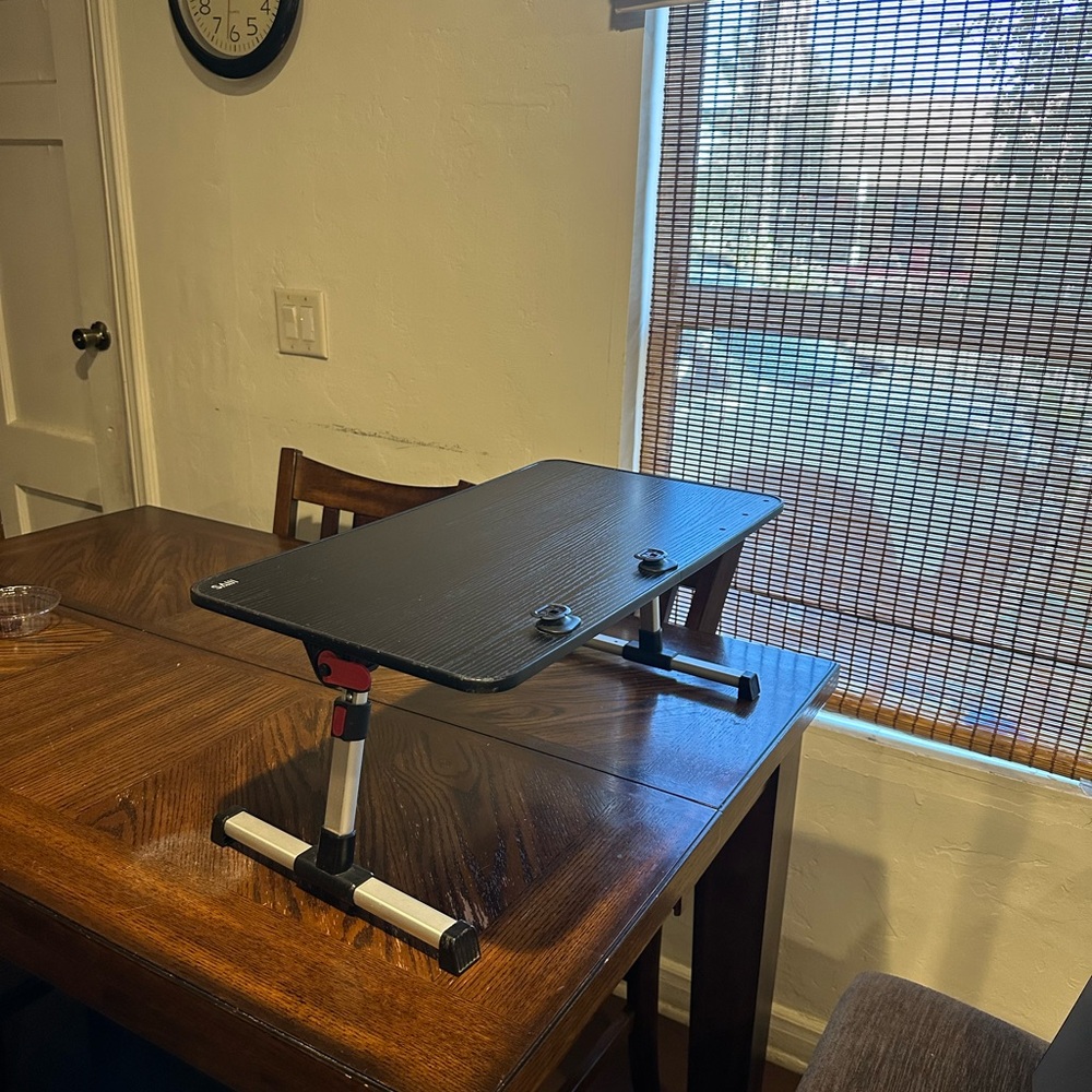 Saiji Adjustable Laptop Desk for bed